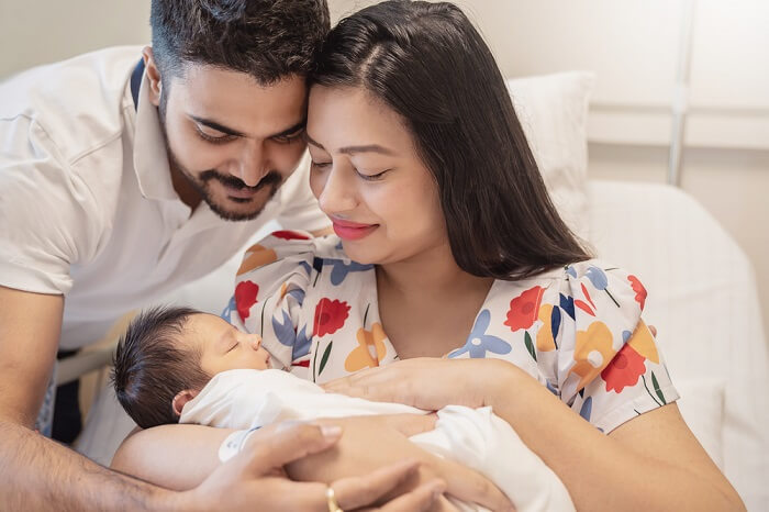 Parents with a new born baby - Benefits of Life Insurance Plans